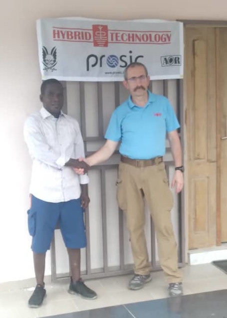 Mathurin of Hyrbrid Technology at the left and Fred of PROSIC at the right.
